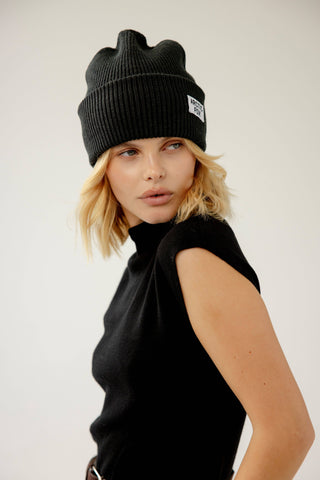 Recycled Bottle Beanie in Black Onyx